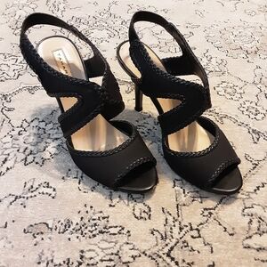 Tahari "Lauren" Black Heels